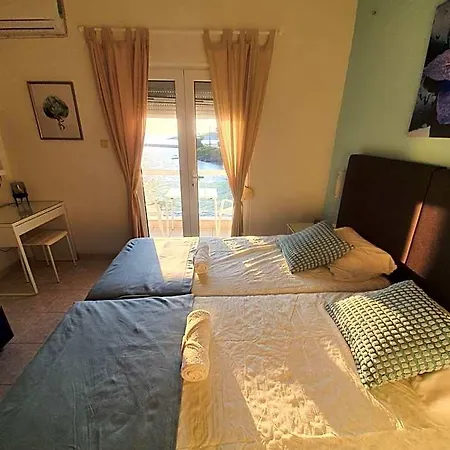 Appart hôtel Sunset_apartments Only 15 Meters From The Sea 3*